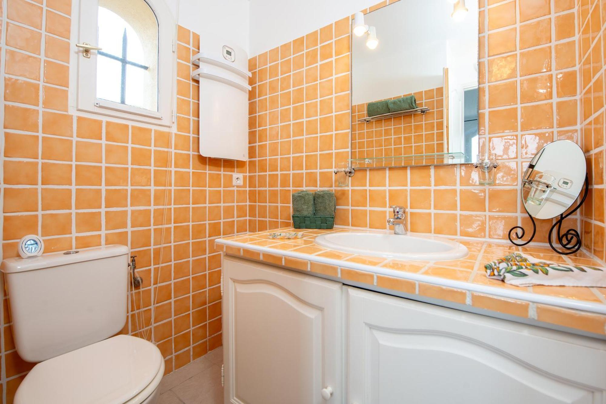 Apartment La Joliette - Parking Prive Et Piscine Partagee Cabris