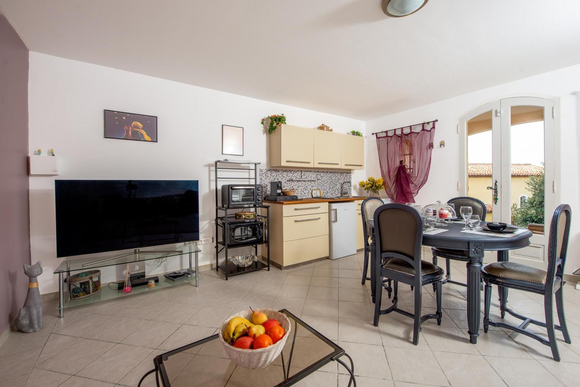 Apartment La Joliette - Parking Prive Et Piscine Partagee Cabris