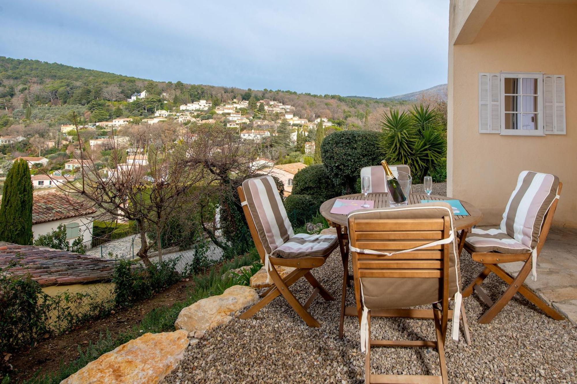 Apartment La Joliette - Parking Prive Et Piscine Partagee Cabris